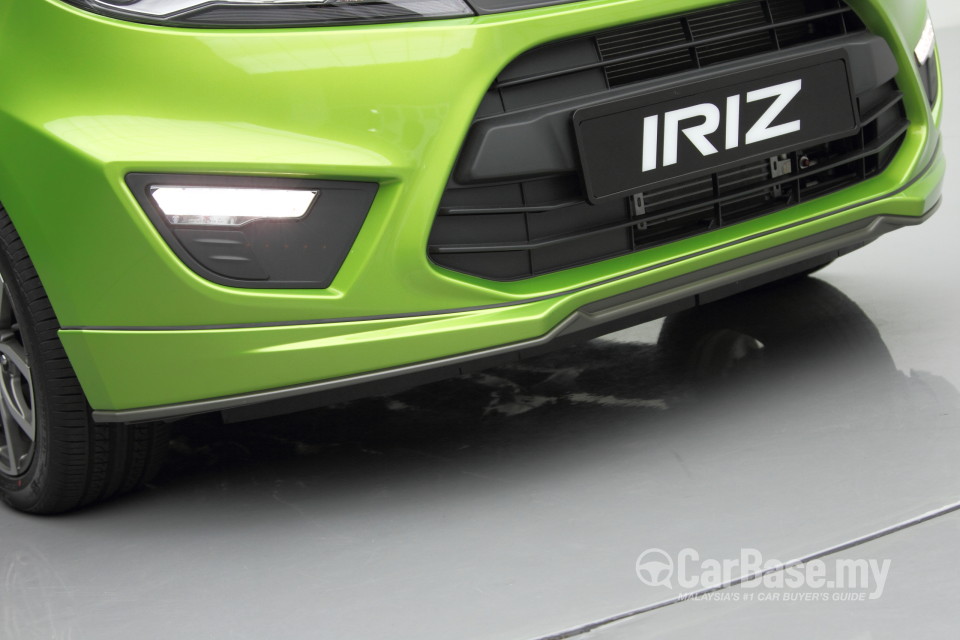 Proton Iriz P2-30A (2014) Exterior