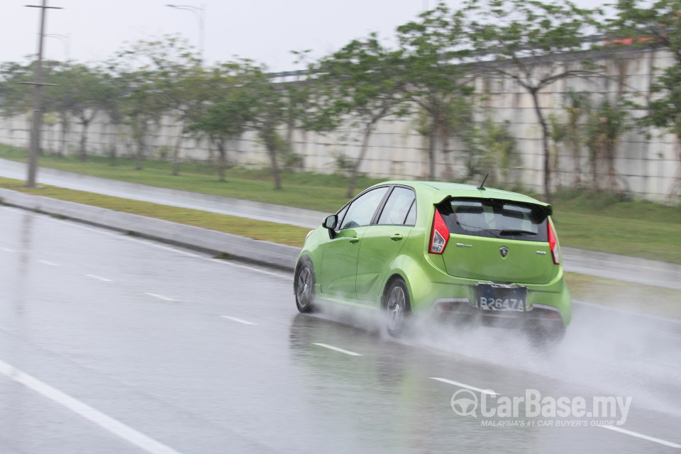Proton Iriz P2-30A (2014) Exterior