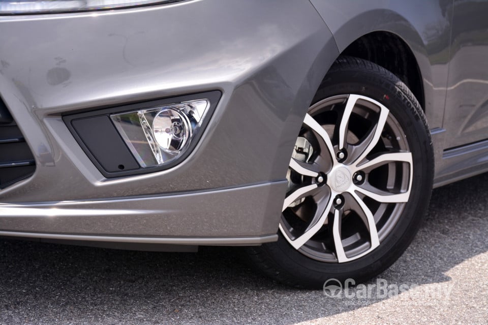 Proton Iriz P2-30A (2014) Exterior
