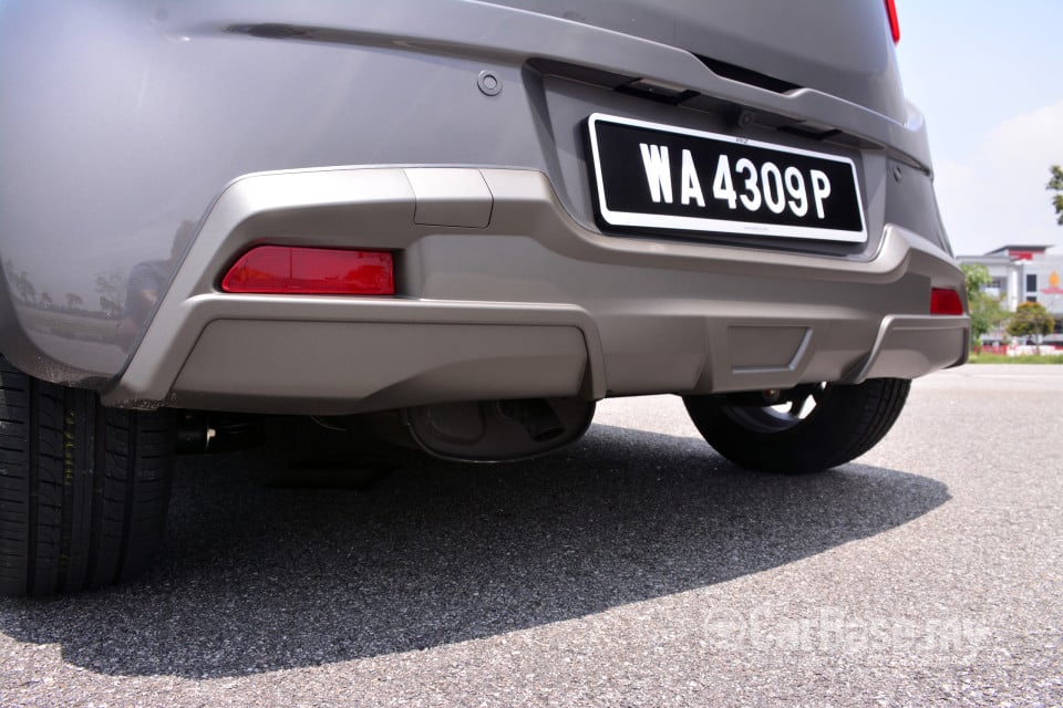 Proton Iriz P2-30A (2014) Exterior