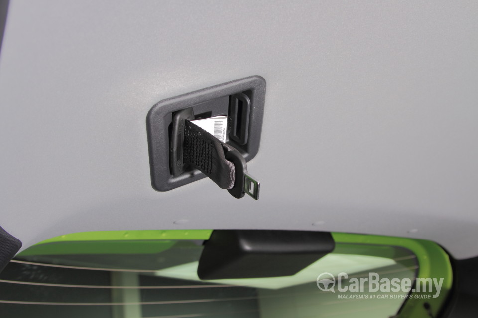 Proton Iriz P2-30A (2014) Interior