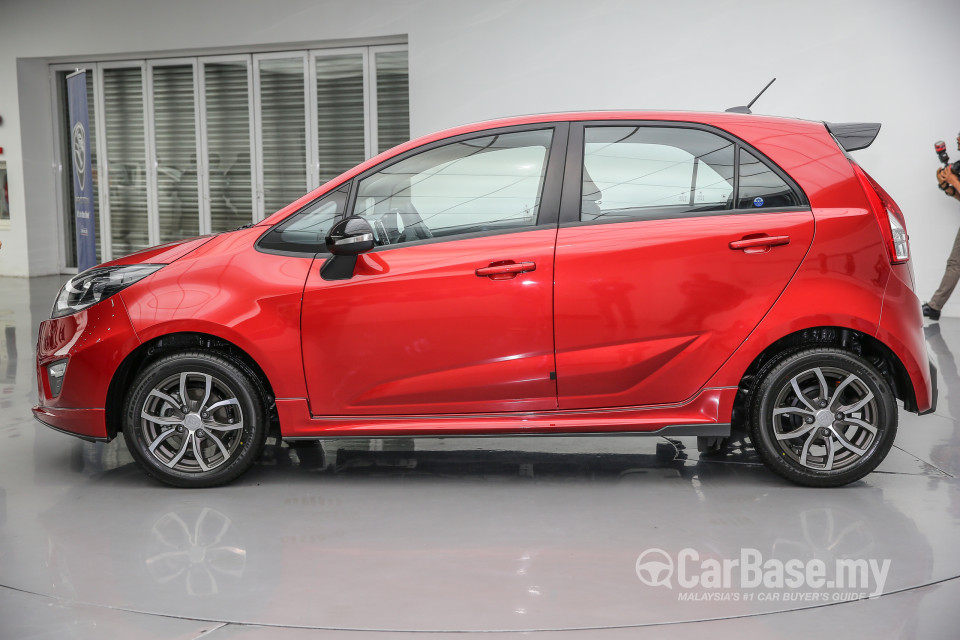 Proton Iriz P2-30A MC (2017) Exterior