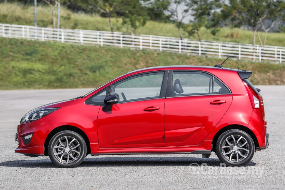 Proton Iriz P2-30A MC (2017) Exterior
