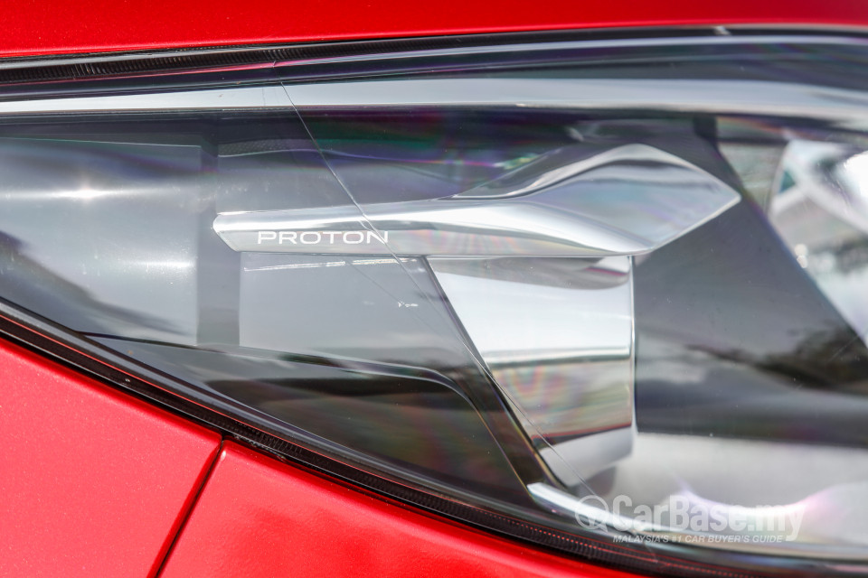 Proton Iriz P2-30A MC (2017) Exterior