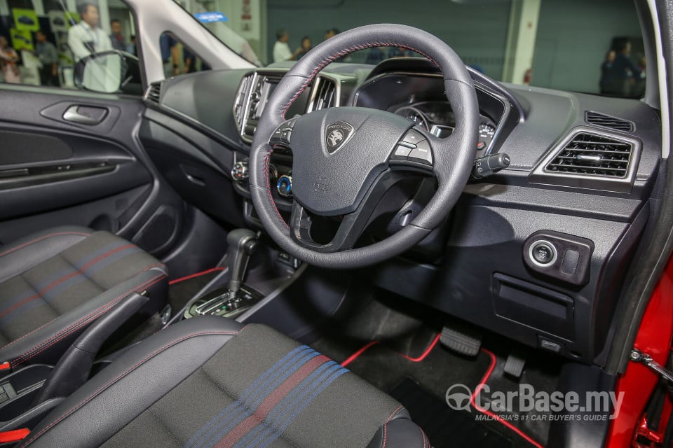 Proton Iriz P2-30A MC (2017) Interior