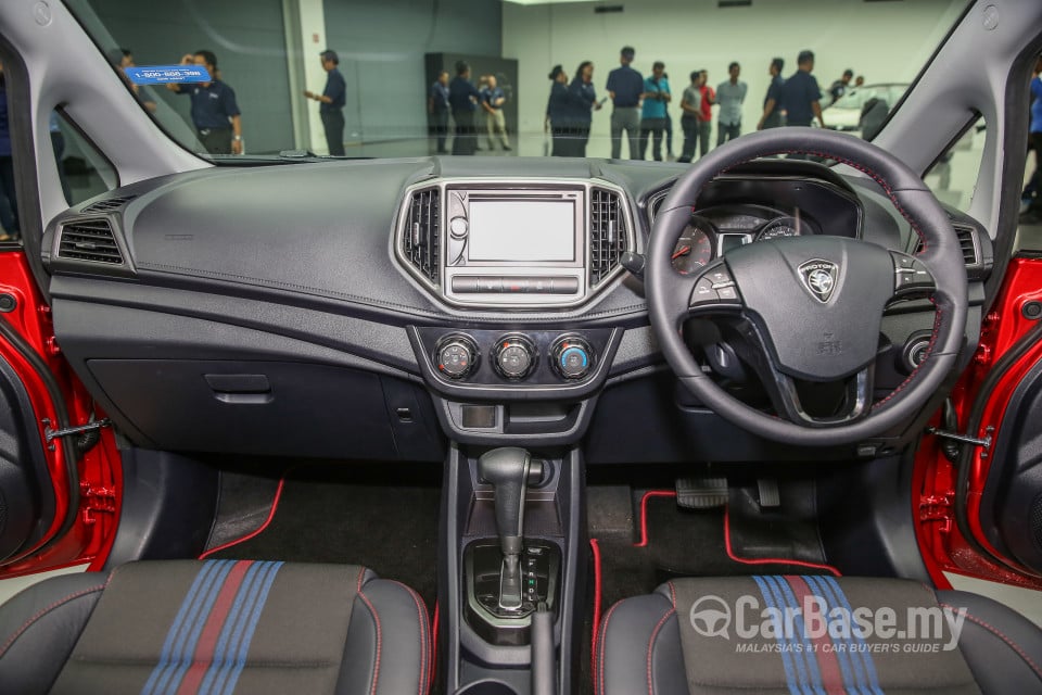 Proton Iriz P2-30A MC (2017) Interior