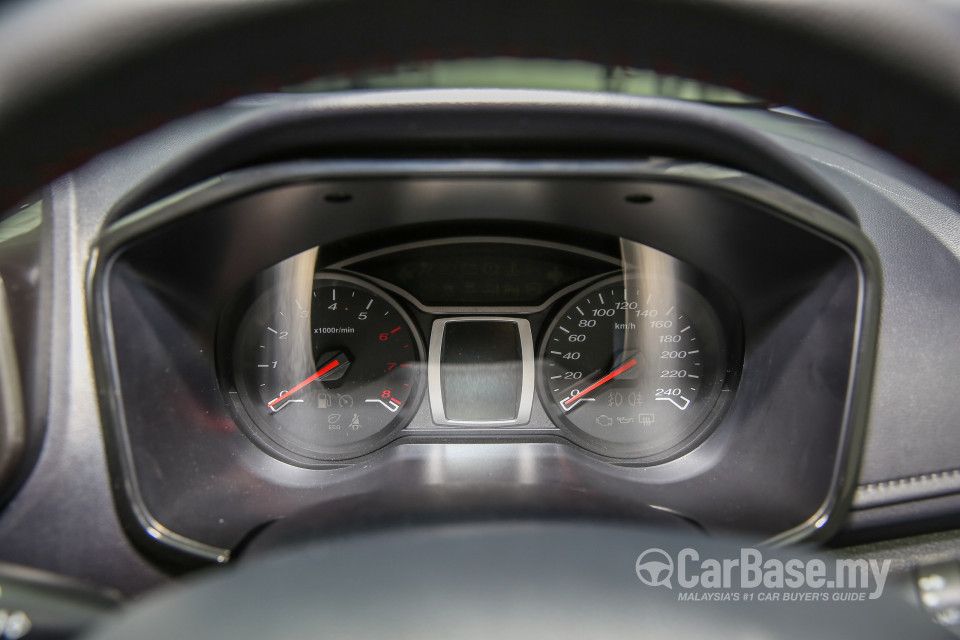 Proton Iriz P2-30A MC (2017) Interior