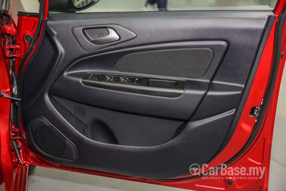 Proton Iriz P2-30A MC (2017) Interior