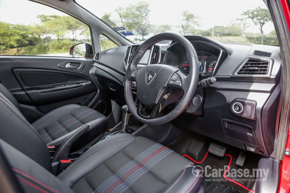Proton Iriz P2-30A MC (2017) Interior