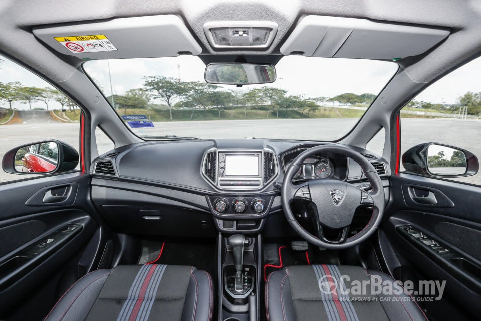 Proton Iriz P2-30A MC (2017) Interior
