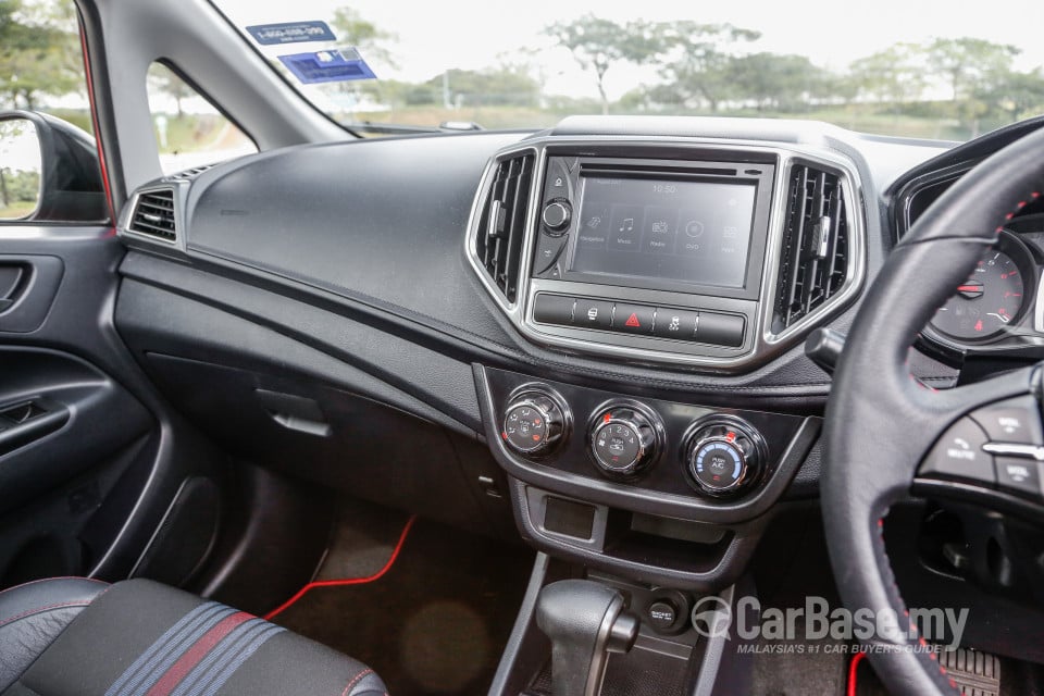 Proton Iriz P2-30A MC (2017) Interior