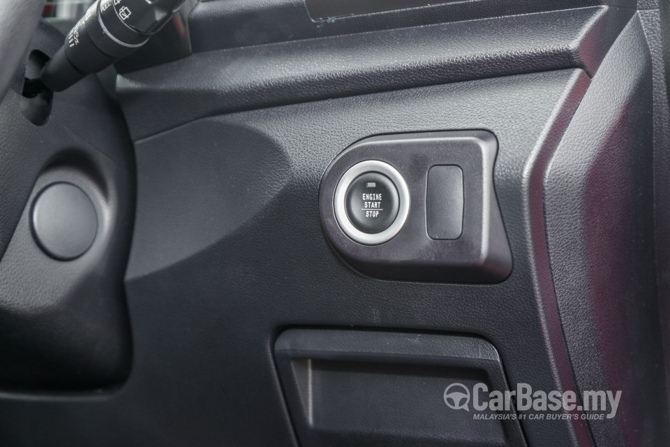 Proton Iriz P2-30A MC (2017) Interior