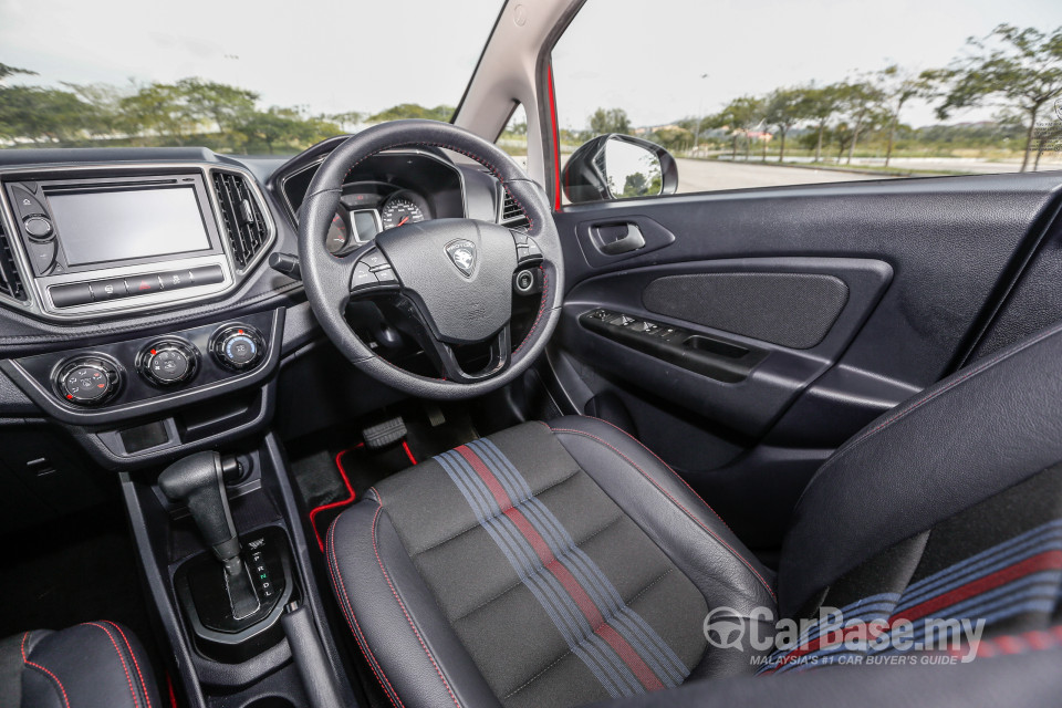 Proton Iriz P2-30A MC (2017) Interior