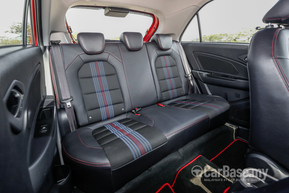 Proton Iriz P2-30A MC (2017) Interior