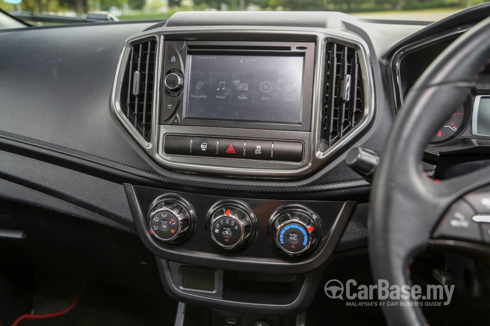 Proton Iriz P2-30A MC (2017) Interior