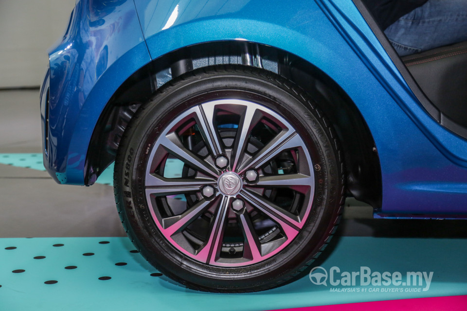 Proton Iriz P2-30A MC1 (2019) Exterior