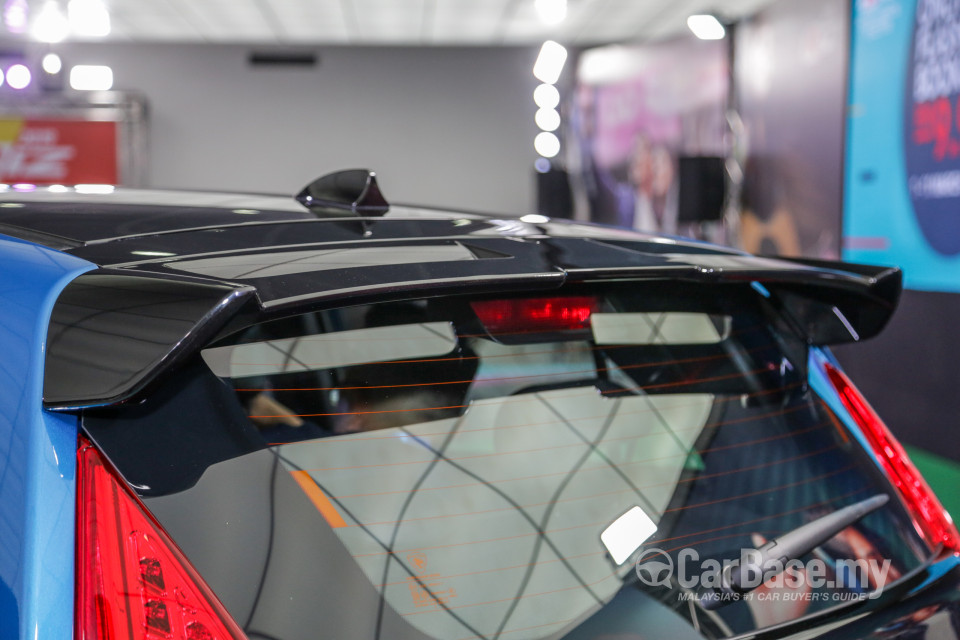 Proton Iriz P2-30A MC1 (2019) Exterior
