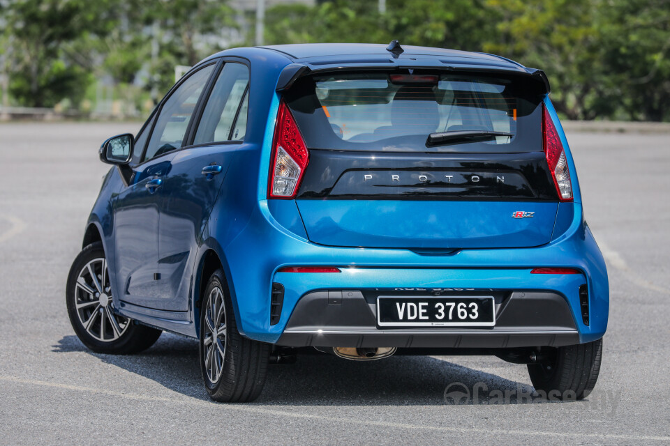 Toyota C-HR Mk1 (2018) Exterior