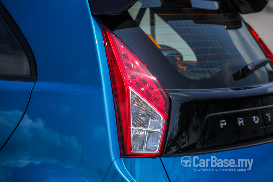 Proton Iriz P2-30A MC1 (2019) Exterior