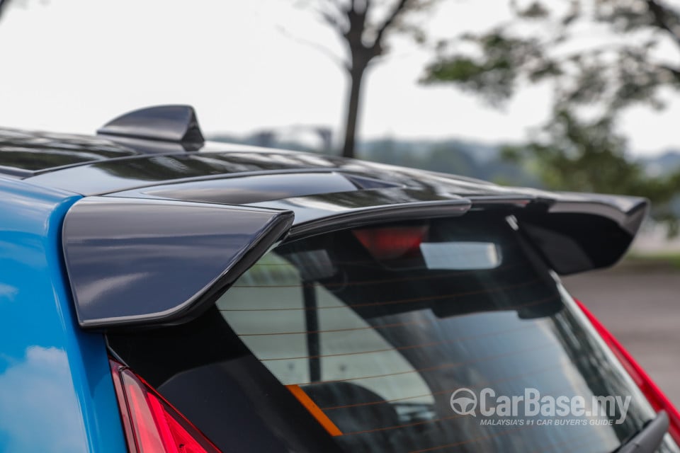 Proton Iriz P2-30A MC1 (2019) Exterior