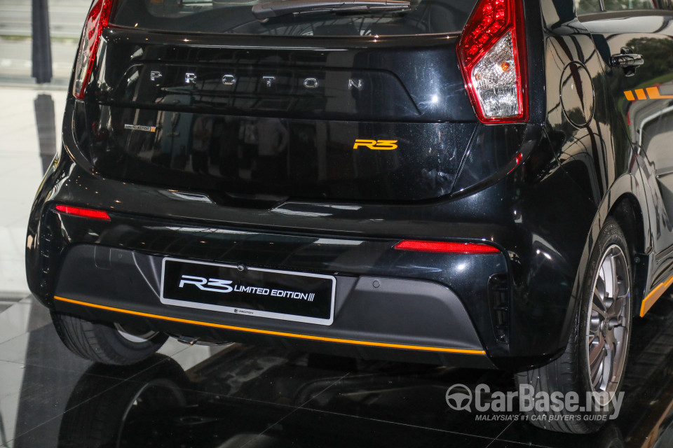 Proton Iriz P2-30A MC1 (2019) Exterior