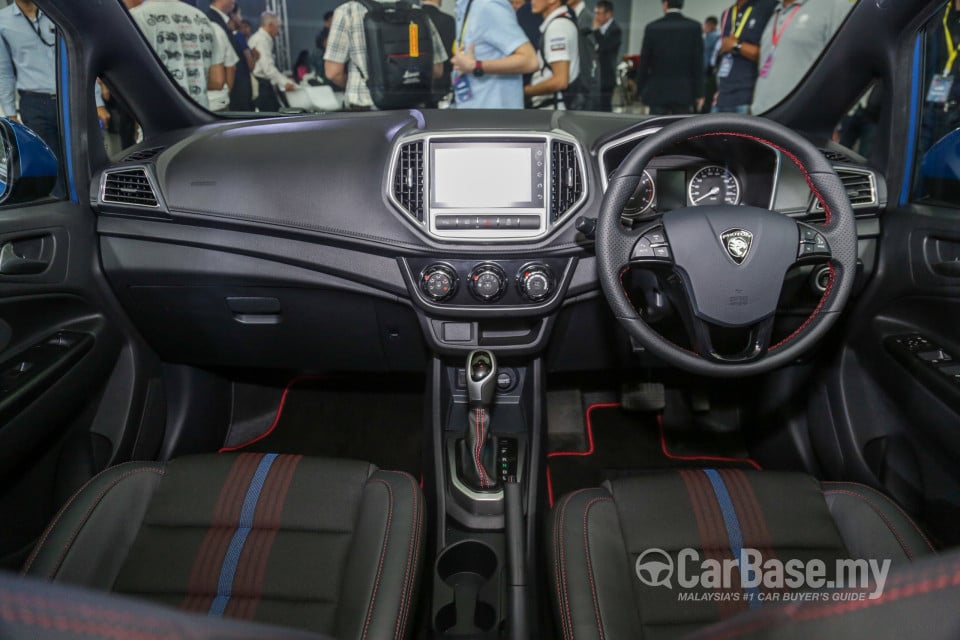 Proton Iriz P2-30A MC1 (2019) Interior