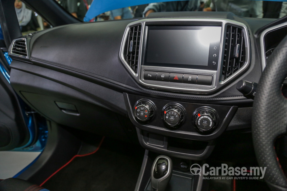 Proton Iriz P2-30A MC1 (2019) Interior
