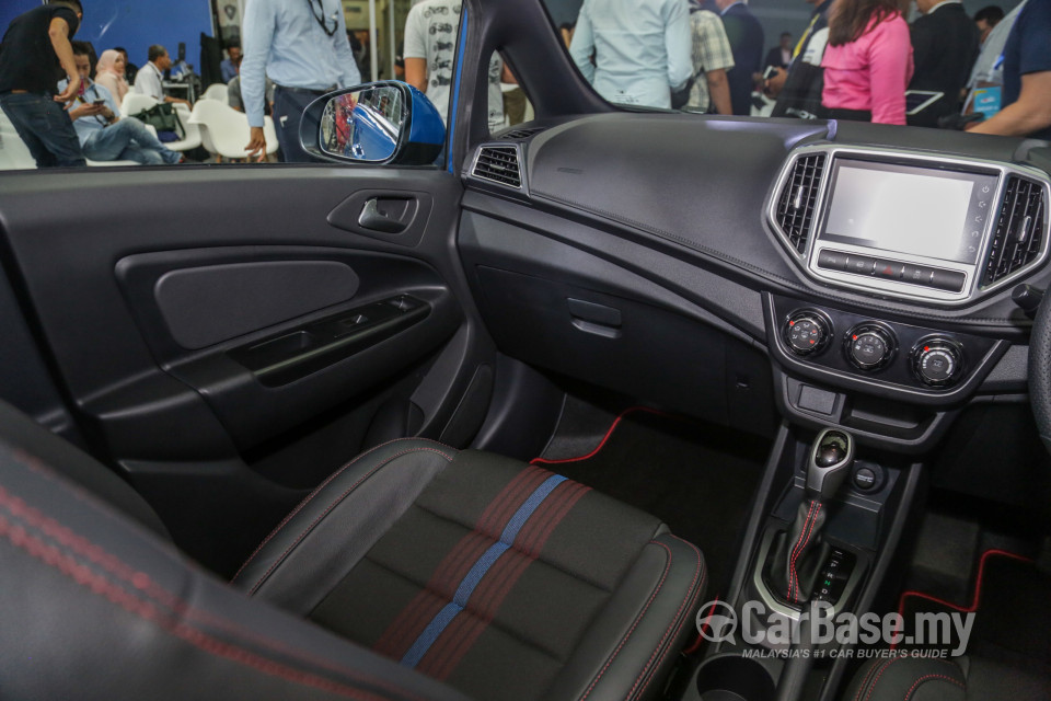 Proton Iriz P2-30A MC1 (2019) Interior