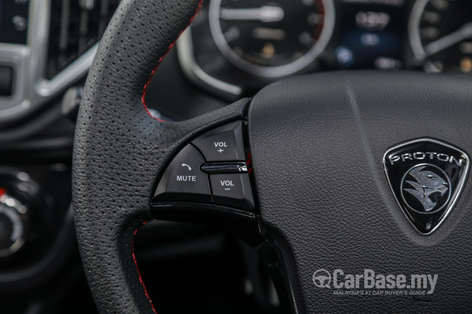 Proton Iriz P2-30A MC1 (2019) Interior