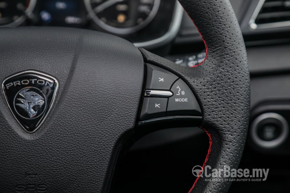 Proton Iriz P2-30A MC1 (2019) Interior