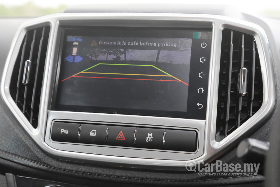 Proton Iriz P2-30A MC1 (2019) Interior