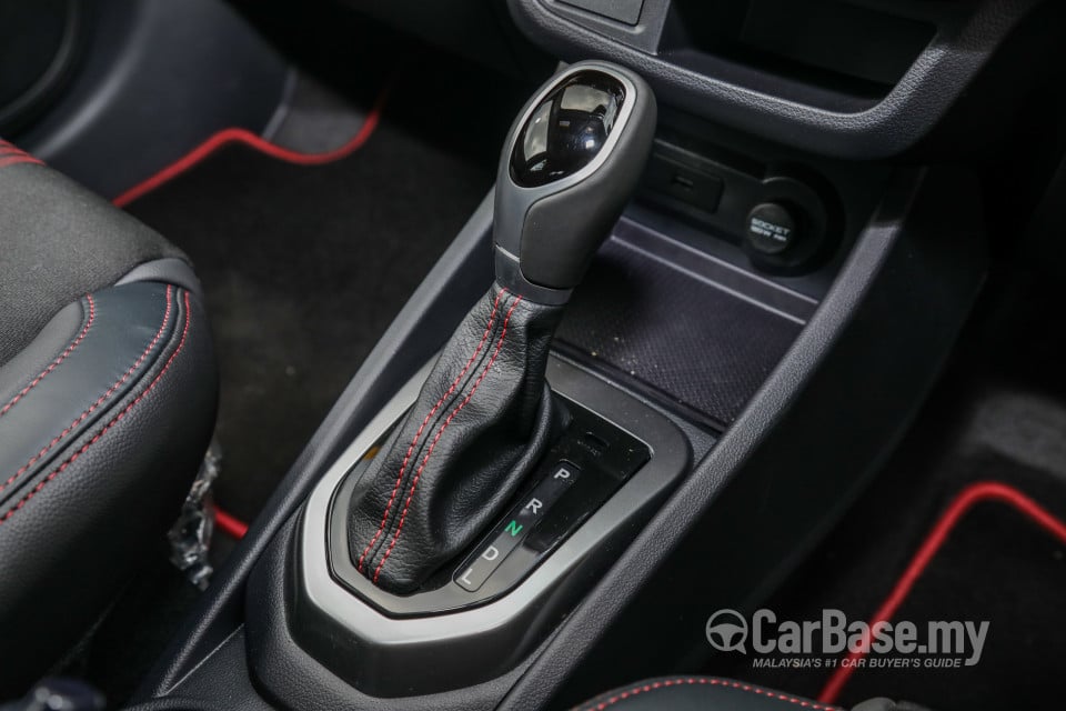 Proton Iriz P2-30A MC1 (2019) Interior