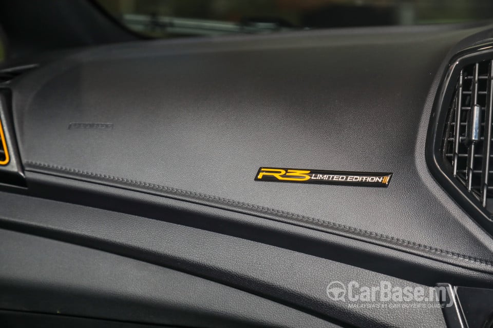 Proton Iriz P2-30A MC1 (2019) Interior