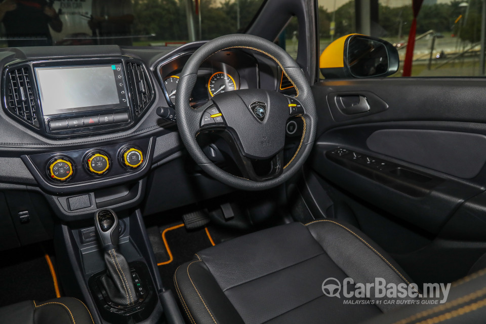 Proton Iriz P2-30A MC1 (2019) Interior