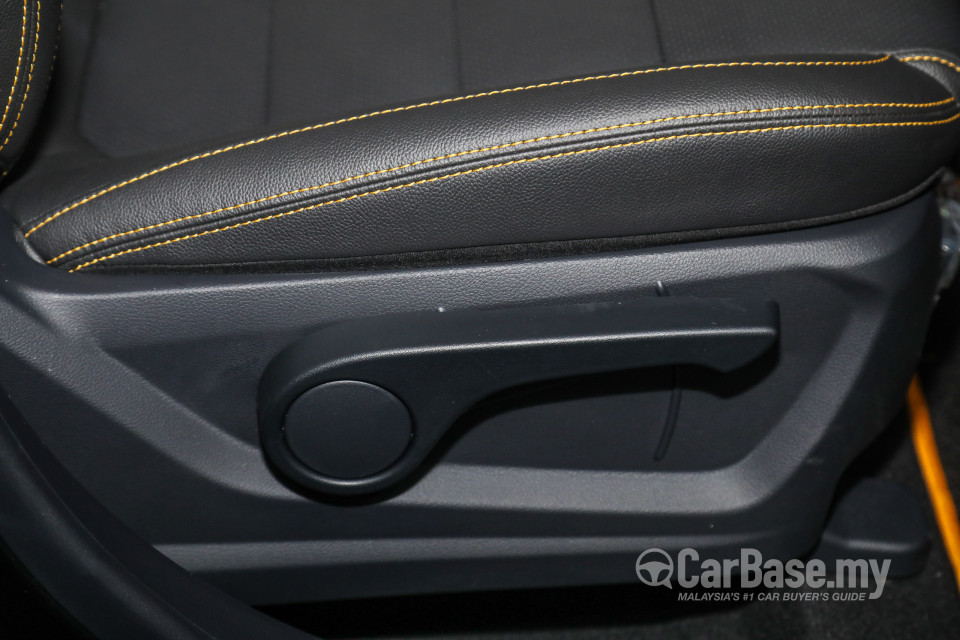 Proton Iriz P2-30A MC1 (2019) Interior