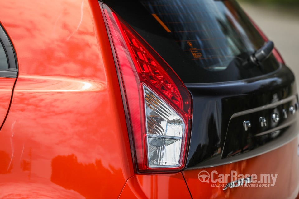 Proton Iriz P2-30A MC2 (2021) Exterior