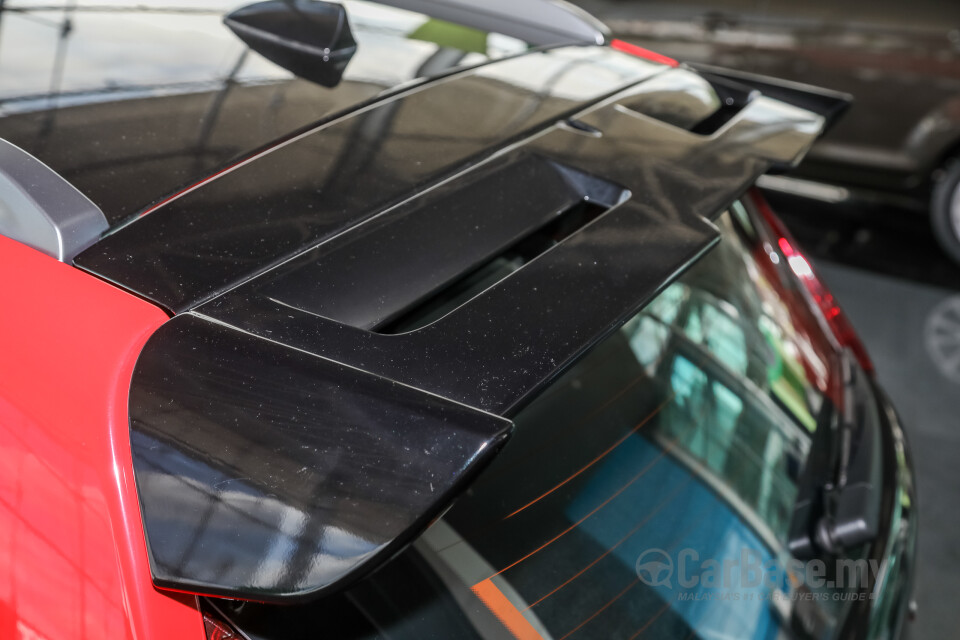 Proton Iriz P2-30A MC2 (2021) Exterior