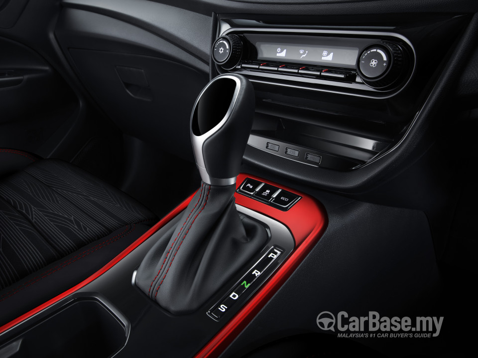 Proton Iriz P2-30A MC2 (2021) Interior