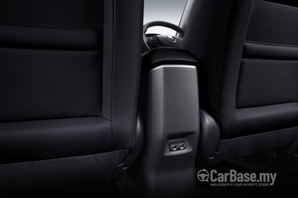 Proton Iriz P2-30A MC2 (2021) Interior