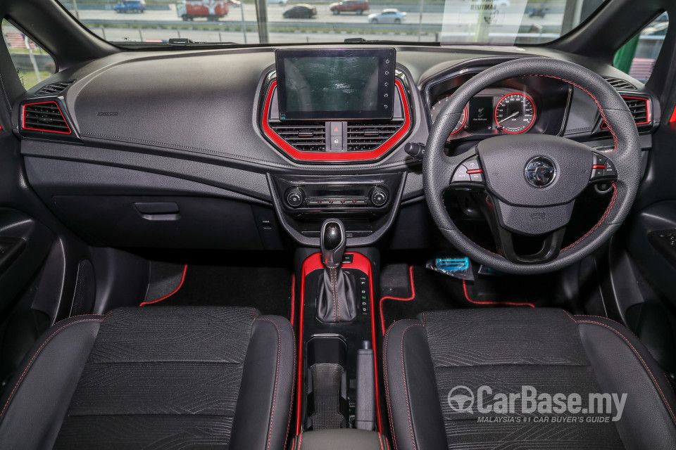 Proton Iriz P2-30A MC2 (2021) Interior