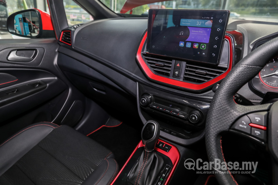 Proton Iriz P2-30A MC2 (2021) Interior
