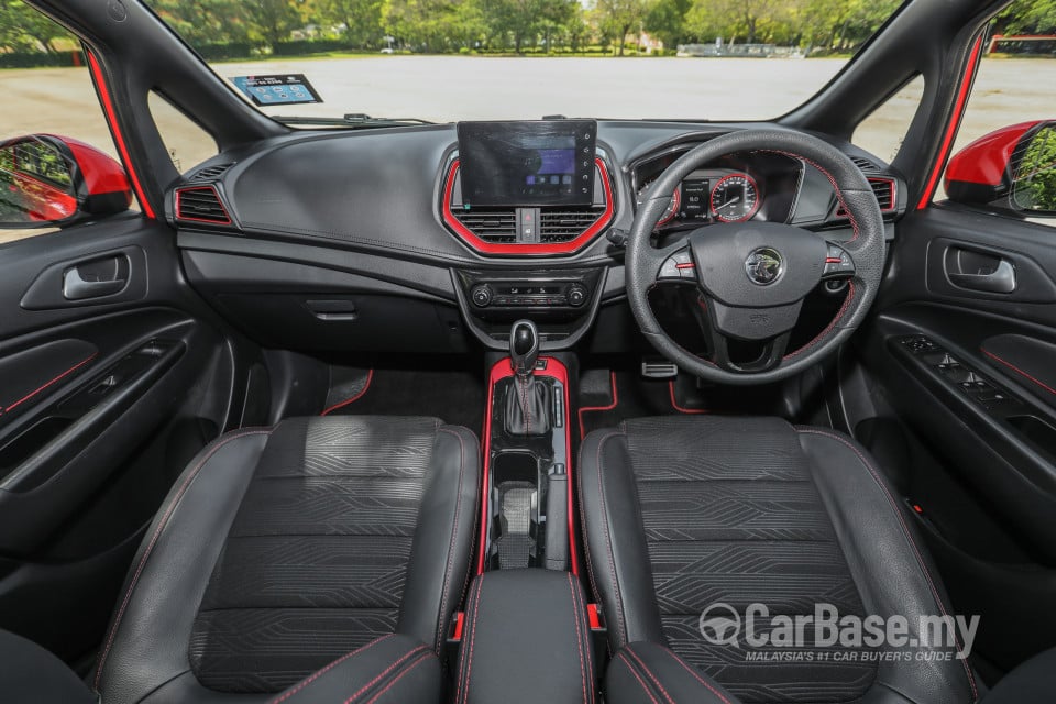 Proton Iriz P2-30A MC2 (2021) Interior