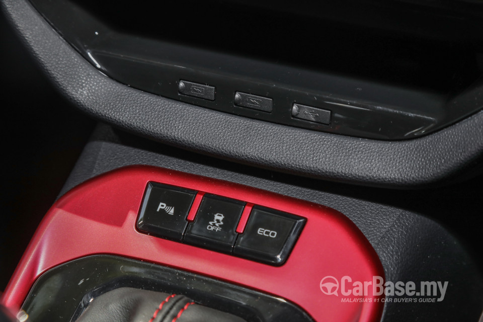 Proton Iriz P2-30A MC2 (2021) Interior