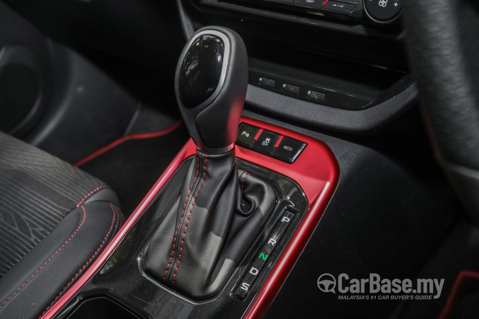 Proton Iriz P2-30A MC2 (2021) Interior