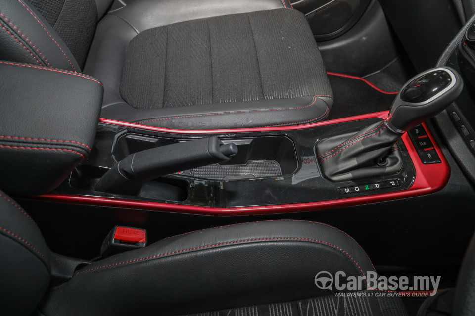 Proton Iriz P2-30A MC2 (2021) Interior
