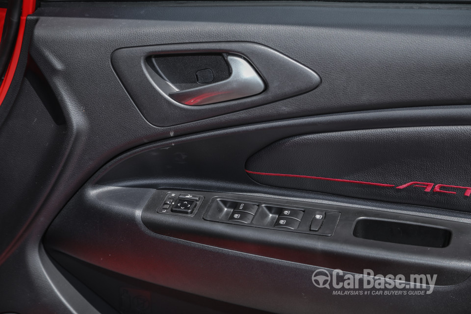 Proton Iriz P2-30A MC2 (2021) Interior