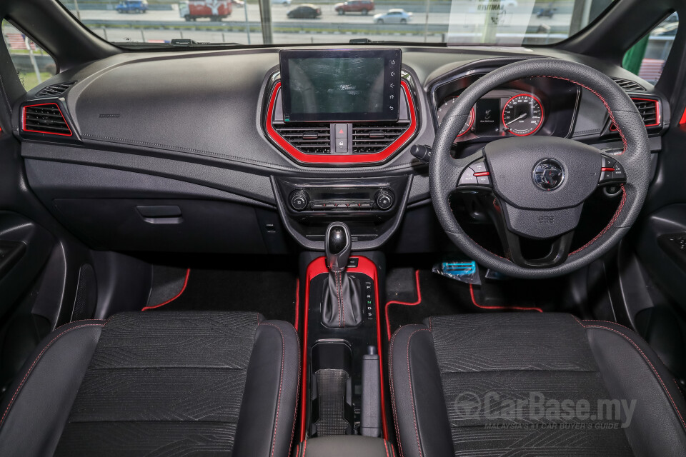 Proton Iriz P2-30A MC2 (2021) Interior