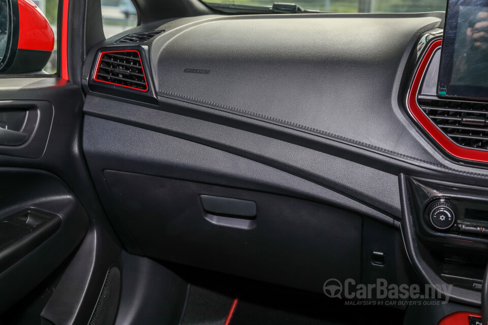 Proton Iriz P2-30A MC2 (2021) Interior