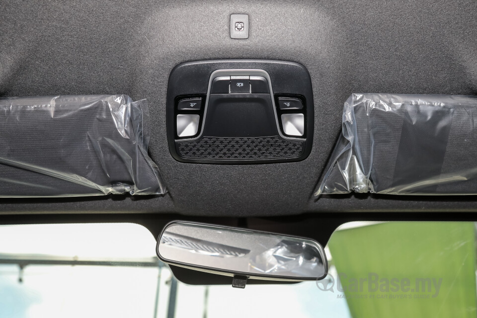 Proton Iriz P2-30A MC2 (2021) Interior