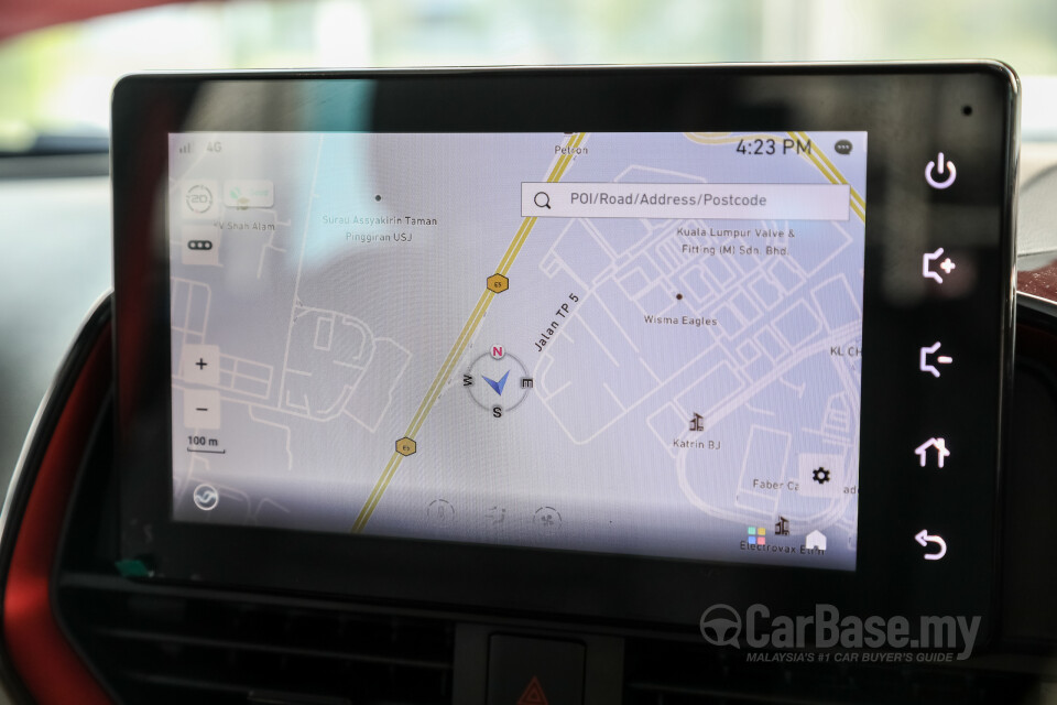Proton Iriz P2-30A MC2 (2021) Interior